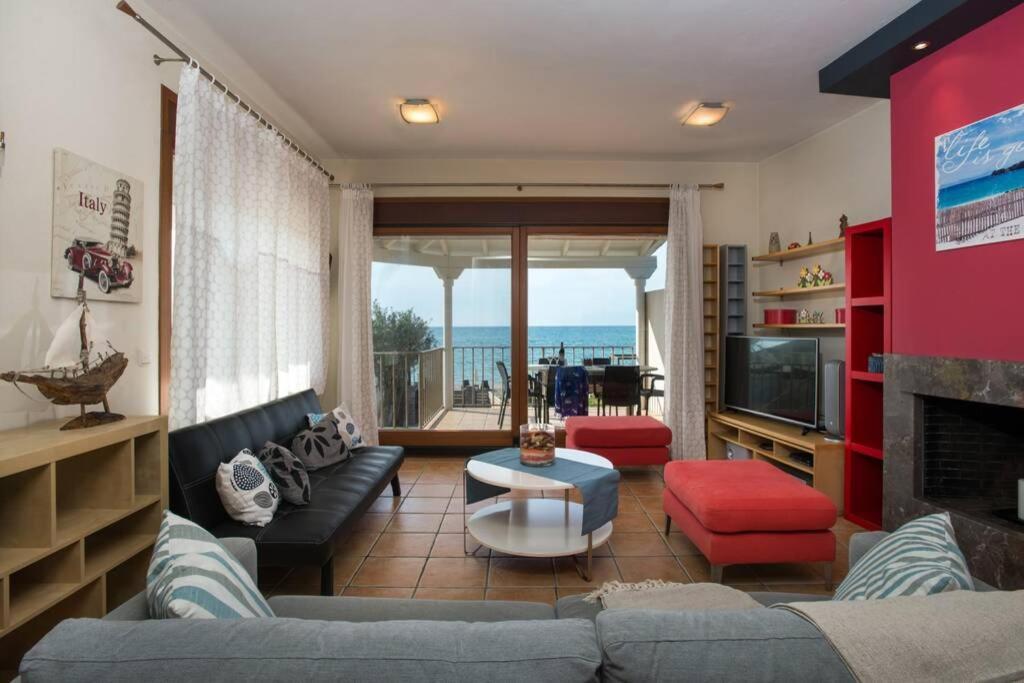 Maistro Beach House Βίλα Αχαράβη Εξωτερικό φωτογραφία